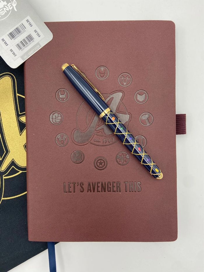 Disney The Prince's Trust Carnet note avec stylo Avengers par Aisha Qureshi / bloc note - photo numéro 3