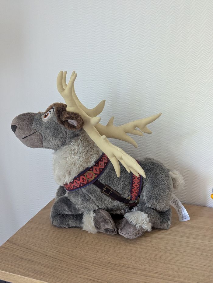 Grande peluche Disney Sven dans la reine des neiges - photo numéro 2