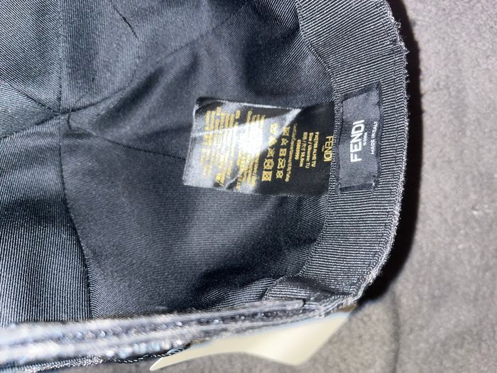 Casquettes noir de marque - photo numéro 6