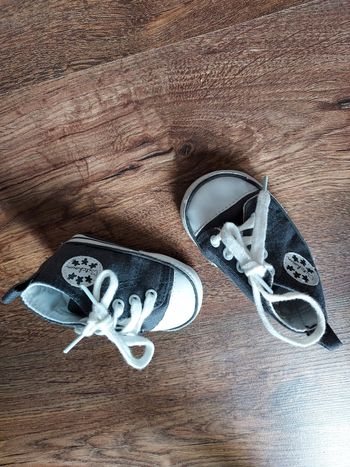 Chaussures kitchoun 0-3 mois