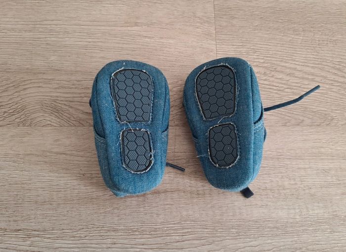 Chaussures bébé garçon taille 12-18 mois - photo numéro 2