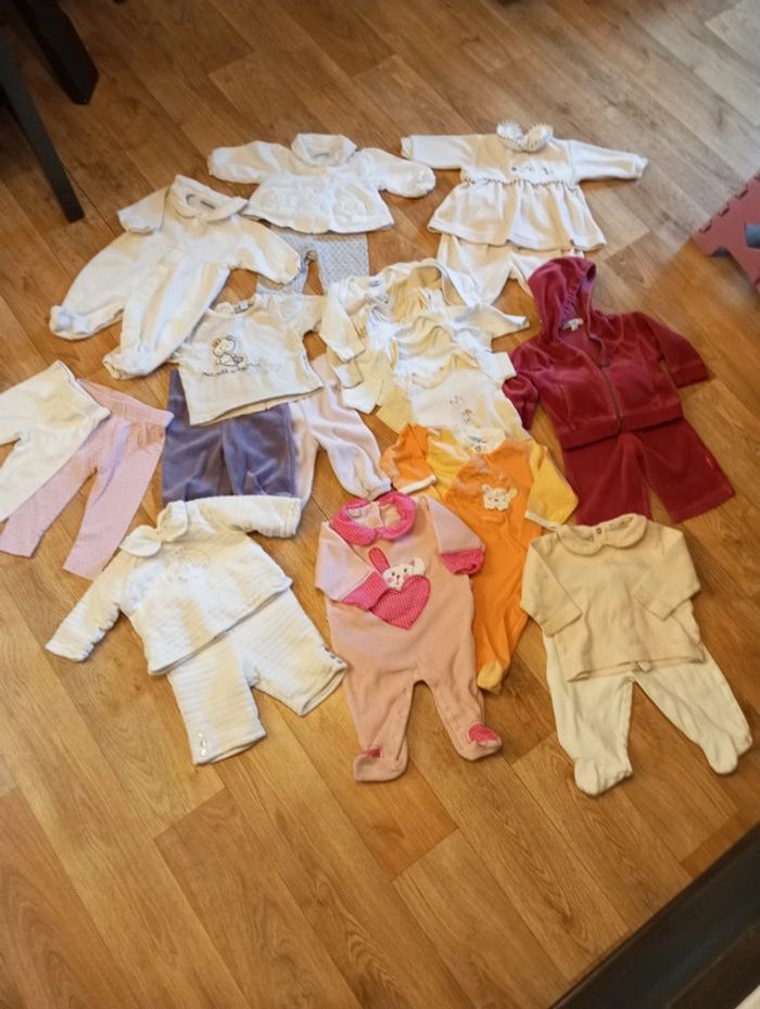 Lot vêtements bébé fille 3 mois