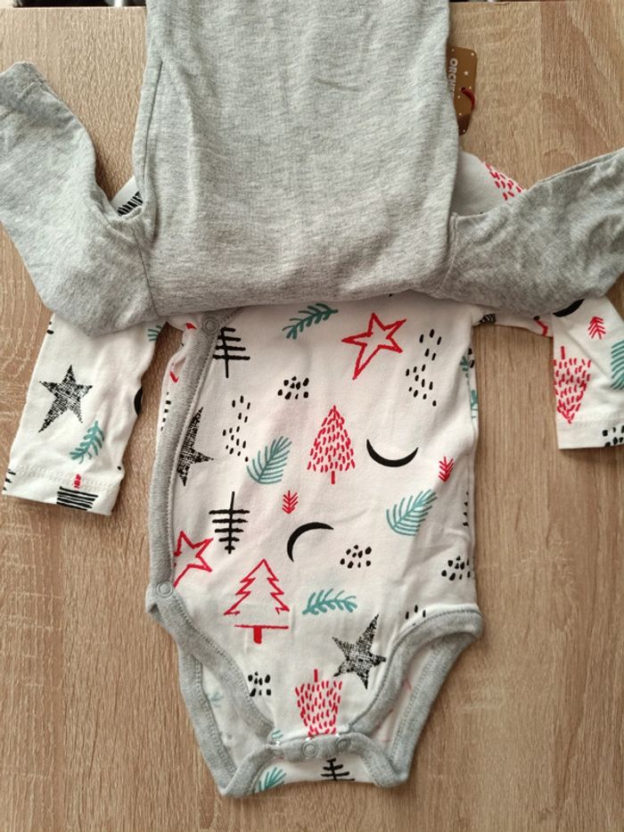 Lot 2 bodies Noël 1 mois neuf étiquette neutre unisexe fille garçon bébé - photo numéro 2