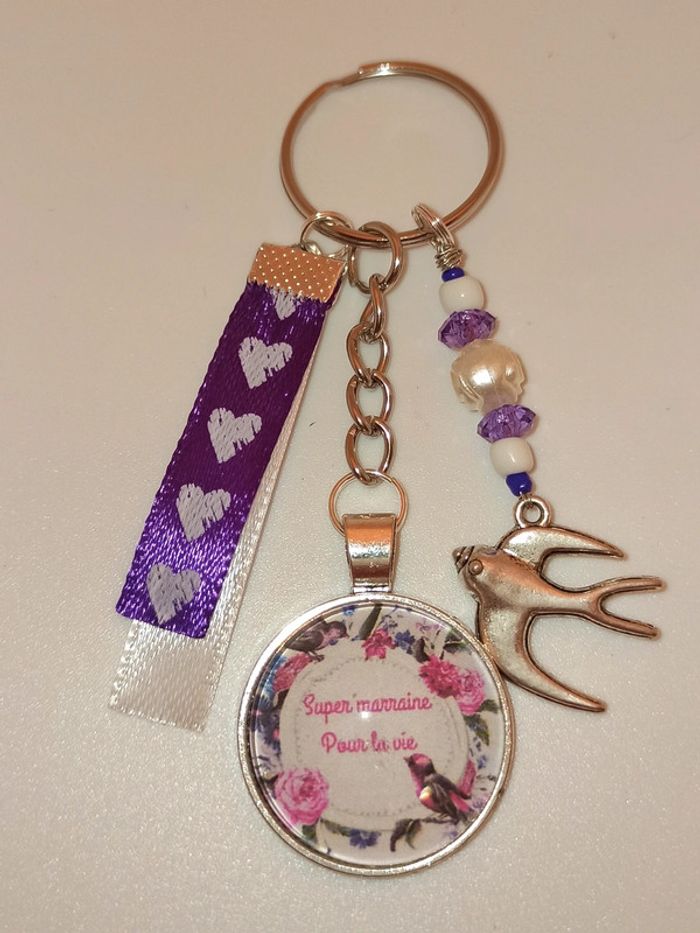Cadeau marraine, porte clé message bijoux de sac " super marraine pour la vie"