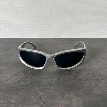 Lunettes Grises Aesthetic