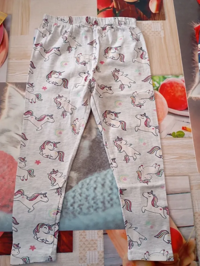 Legging licornes taille 4 ans - photo numéro 2