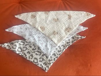 Lot de 3 bavoirs en coton