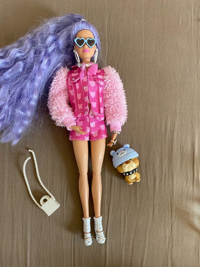 Barbie extra fashionista