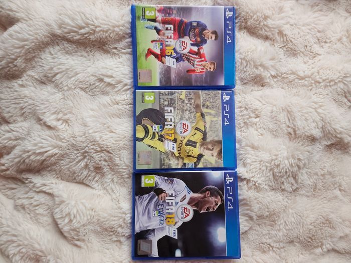 Fifa 16, Fifa 17, Fifa 18 - photo numéro 1