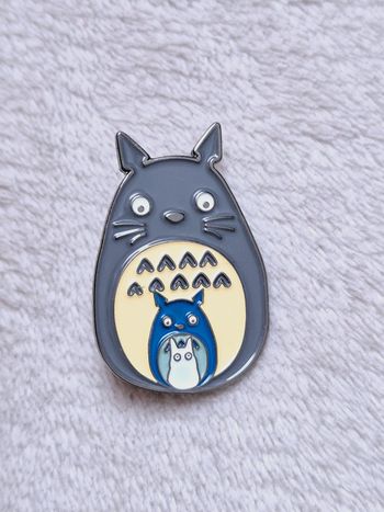 Superbe pin's broche mon voisin totoro