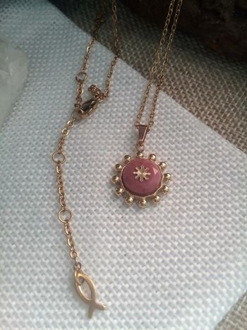 Collier en pierre de rhodonite