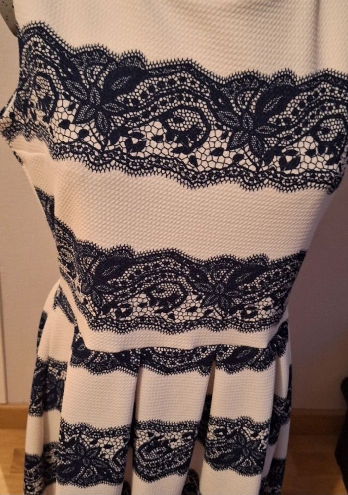 Robe soirée taille 42 - photo numéro 4