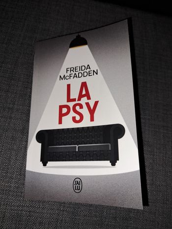 Livre La pslivr3 La Psy de Freida McFADDEN tout neuf