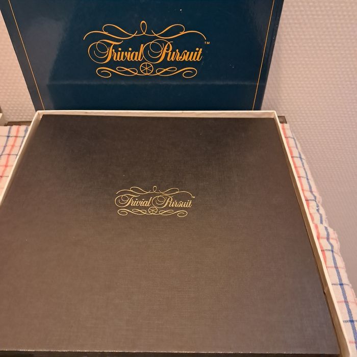 TRIVIAL POURSUIT  édition genus - photo numéro 2