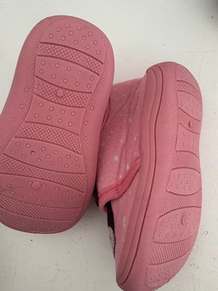 Chaussons Minnie Mouse - Taille 20 - photo numéro 3