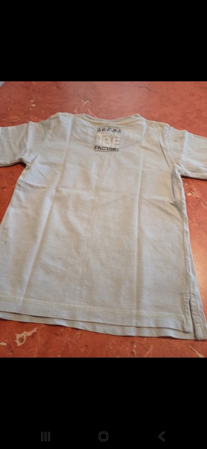 T.shirt garçon taille 4 ans - photo numéro 3