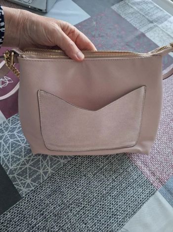 Sac à main avec porte monnaie