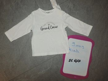 tee shirt kiabi taille 9 mois neuf