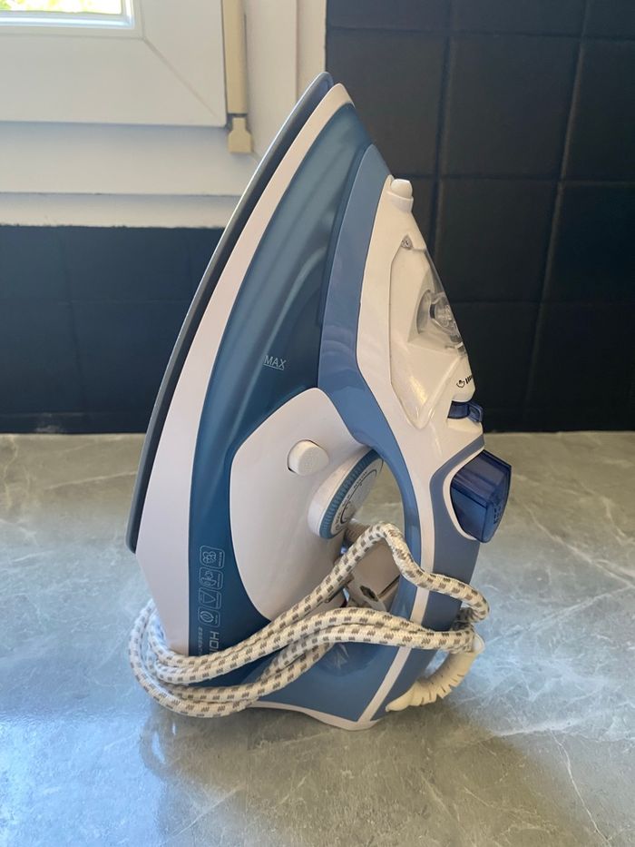 Fer à repasser - photo numéro 2