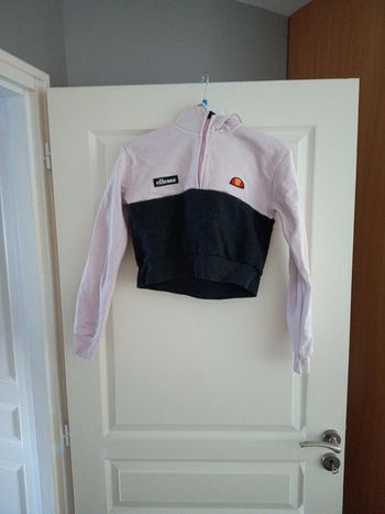 Mini sweat à capuche court ellesse taille 36