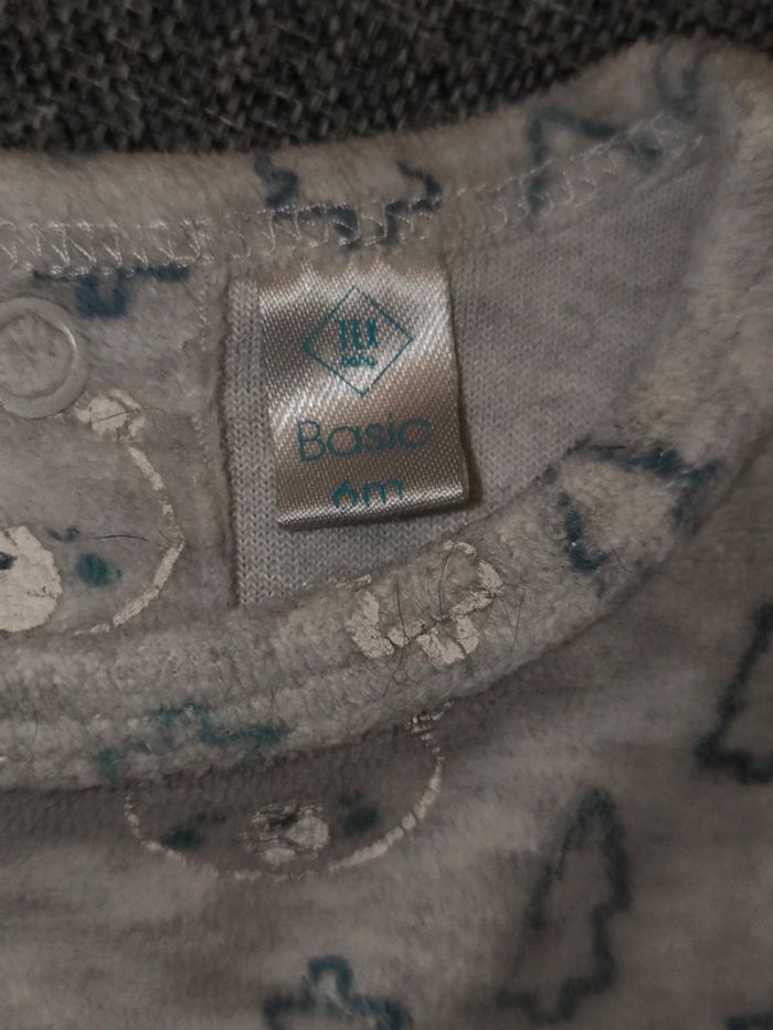 Pyjama d'hiver 6 mois - photo numéro 3
