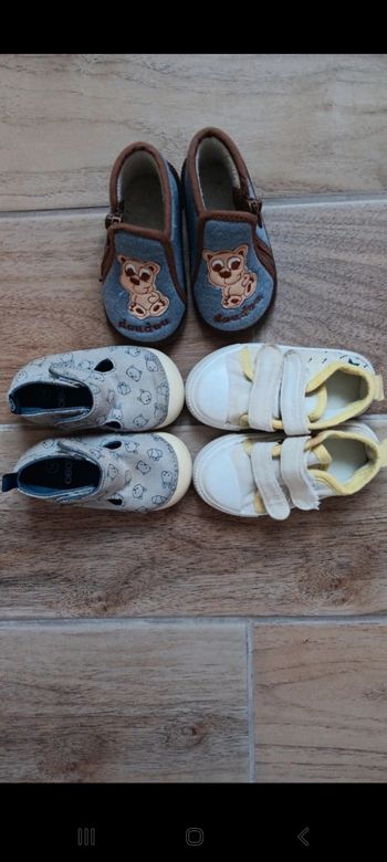 Lot chaussures pointure 18