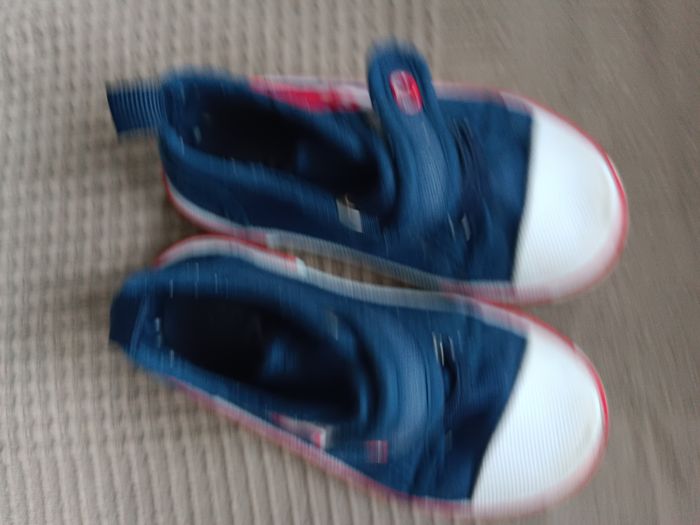 Tennis taille 21 - photo numéro 4