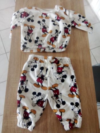 Lot 3 mois thème Disney