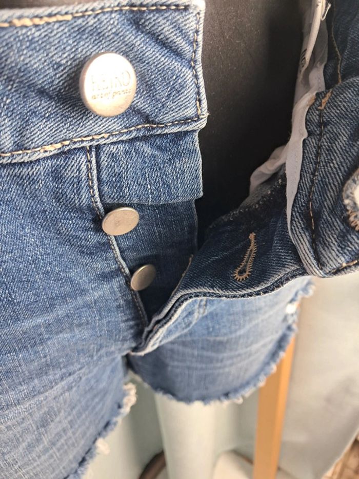 Reiko short en jean d'été T.36 en tbe - photo numéro 10