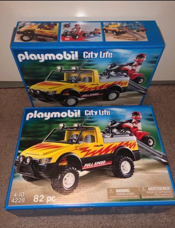 Lot 2 playmobil pickup et quad