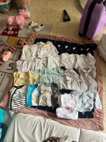 Lot bébé 1 mois