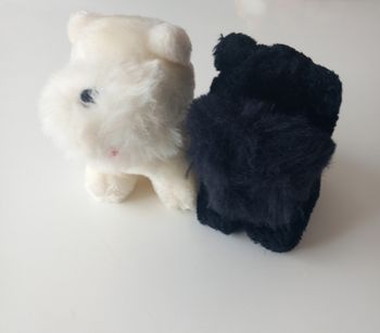 2 mini peluches chiens