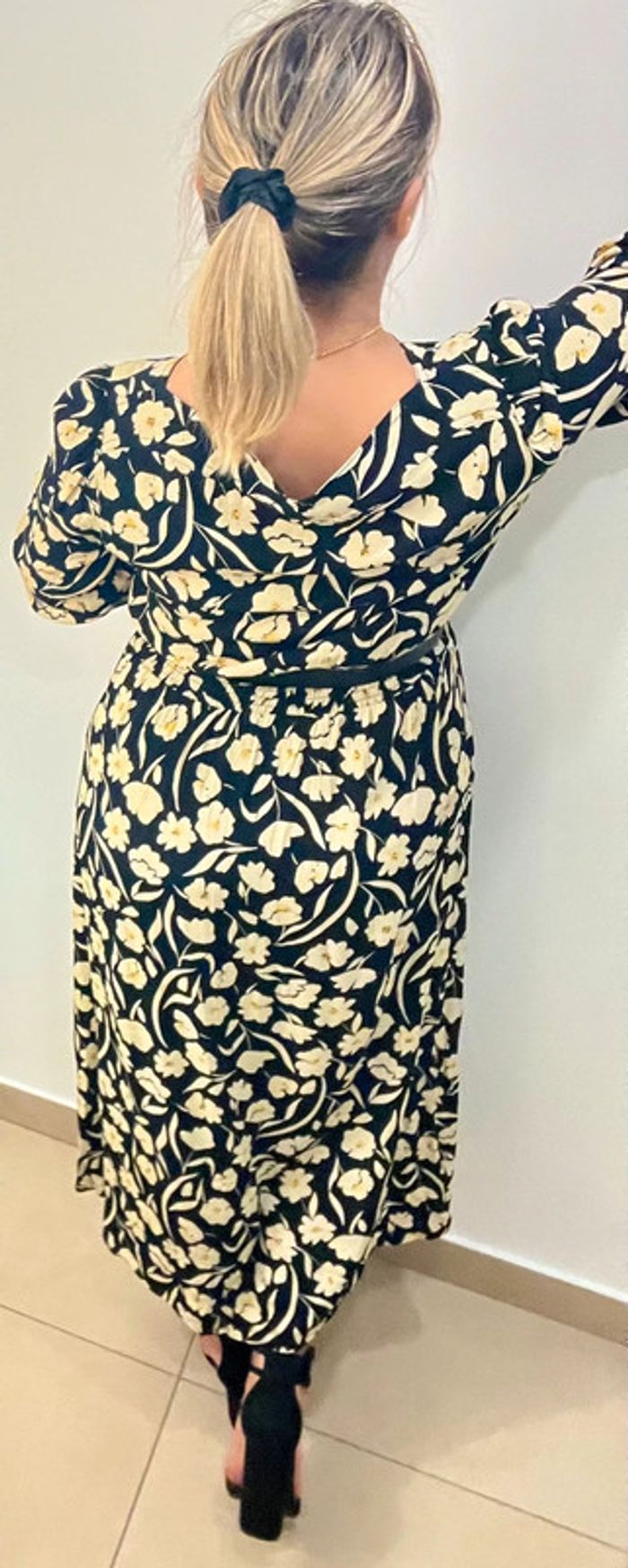 Robe longue à fleurs taille 40 - photo numéro 7