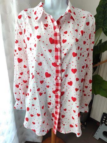 Chemise motifs coeurs