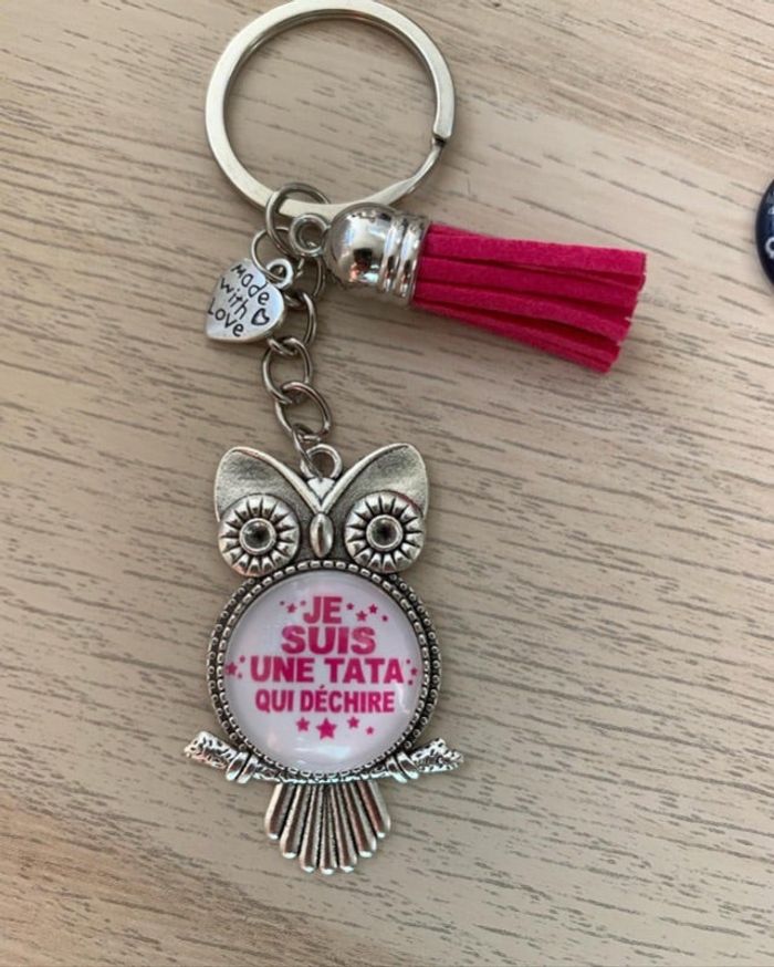 Porte-clés chouette « Je suis une tata qui déchire »