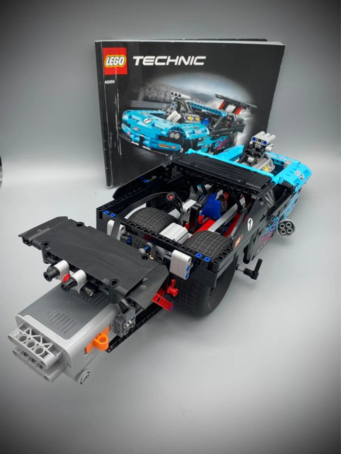 LEGO Technic 42050 - Le Véhicule Drasgter - Complet avec Notice et Moteur - photo numéro 2