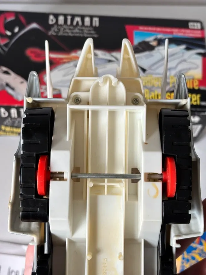 Véhicule voiture Batman figurine vintage complet Kenner la série animée , patrouilleur polaire - photo numéro 19