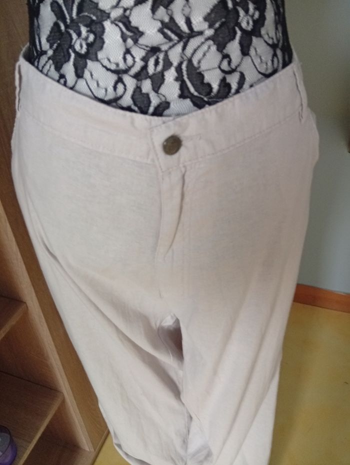 Joli pantalon droit peux faire mixte 52% coton et 46% Lin - photo numéro 3
