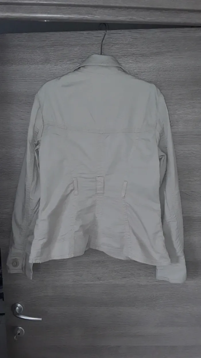 Veste taille 2 - photo numéro 2