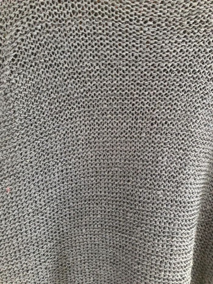 Pull bleu marine aspect maille crochetée - photo numéro 3