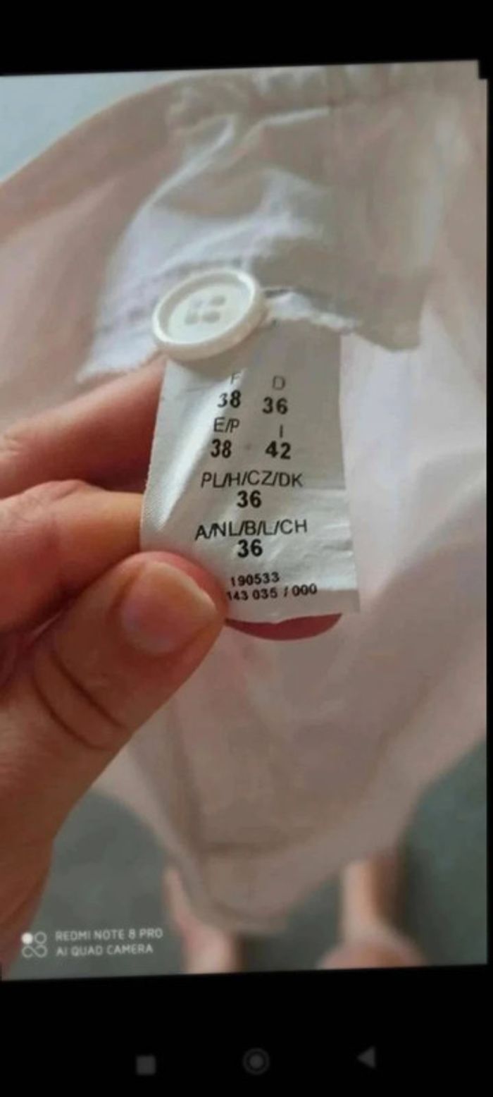 Pantalon blanc cordon léger taille 38
Longueur 84 cm - photo numéro 7