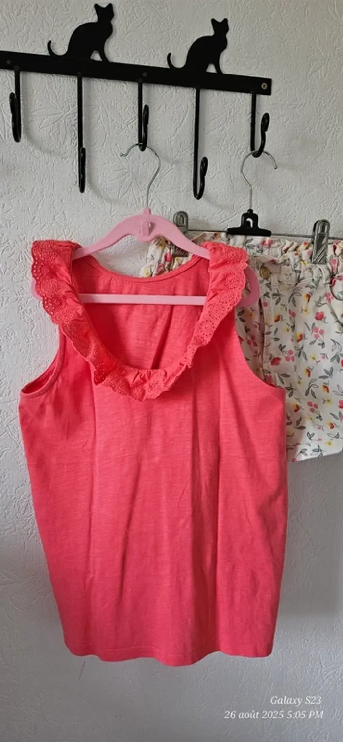 Short fleuri + débardeur encolure broderie anglaise 10/12A - photo numéro 3