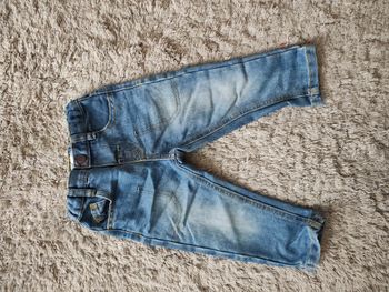 Jeans taille 18 mois