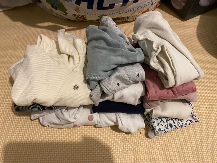 Lot 16 bodies fille 3 mois – manches courtes – Kiabi, Orchestra, Gemmo - photo numéro 4