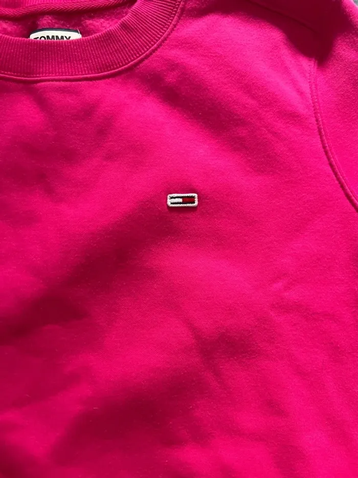 Sweat court Tommy Hilfiger femme taille M neuf - photo numéro 2