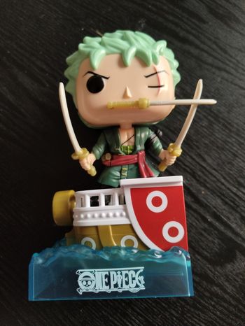 Kinder one piece zoro