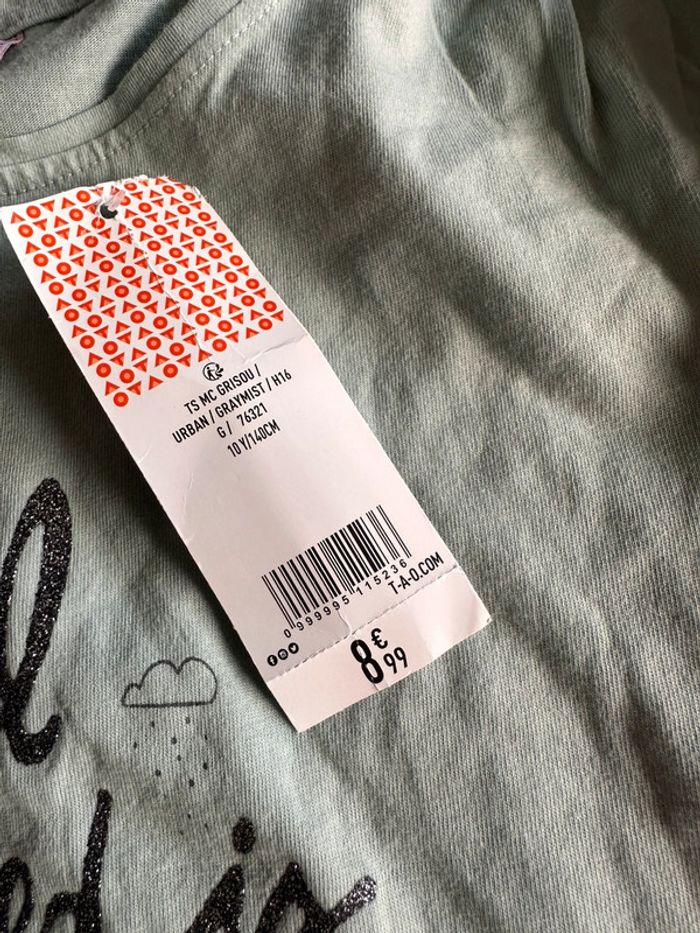 Tape à l’œil t-shirt neuf 10 ans - photo numéro 2
