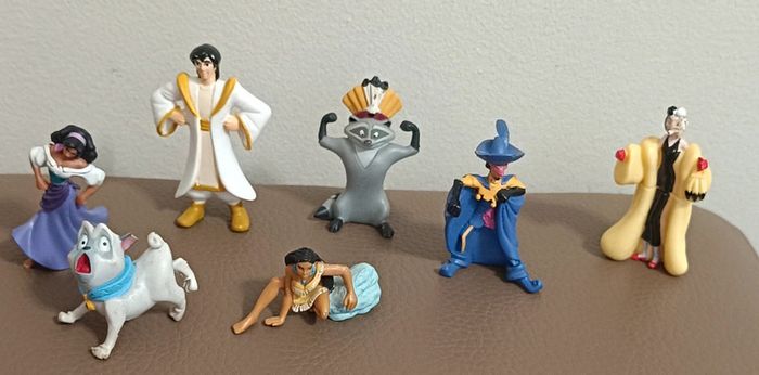 Lot figurines Disney - photo numéro 2