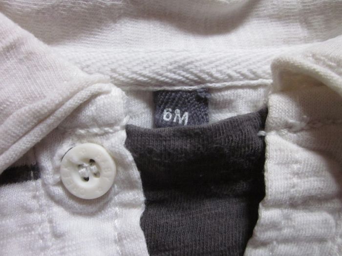 T-Shirt manches longues écru 6 mois - photo numéro 3