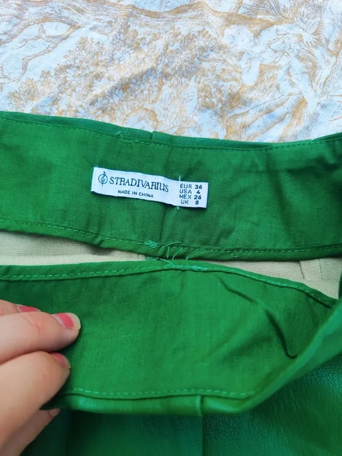 Jupe cuir vert - photo numéro 4